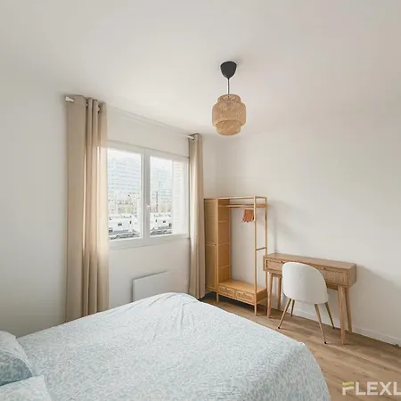 Ideal T5 In The 15th District Of Appartamento Parigi